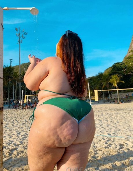 annaoli actrice parfaite galeries