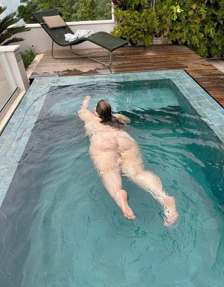 lesbiennes aux gros seins onlyfans gratuit img