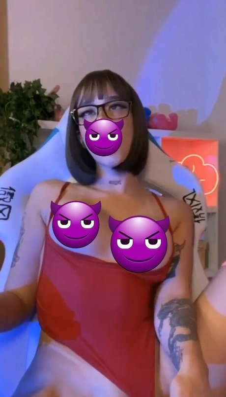 Khada Amanda étoile exclusive photos