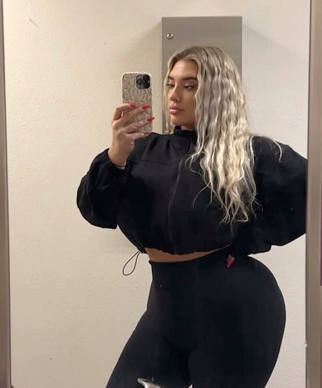 cul écarté onlyfans art exclusif photos