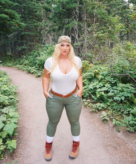 Taya Christian modèle pornographique collection