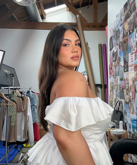 Rachel Anastacia modèle xxx photos