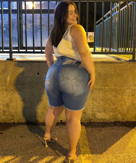 Rachel Anastacia modèle gratuit photos