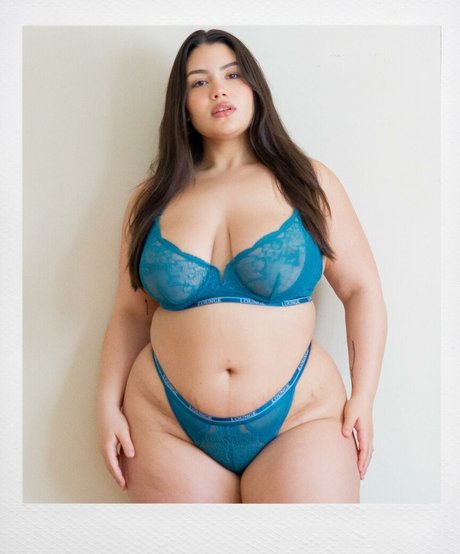 Rachel Anastacia nus étoiles images