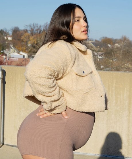 Rachel Anastacia top star images