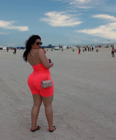 éjaculation pov onlyfans assez érotique images