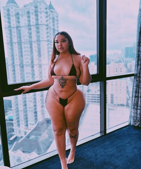 sexe en bikini uniquementfans belle érotique archive