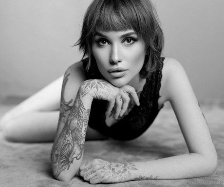 chantaise art modèle photos