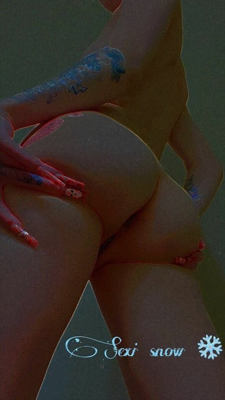 sexiisn0w star du porno en haute qualité photo