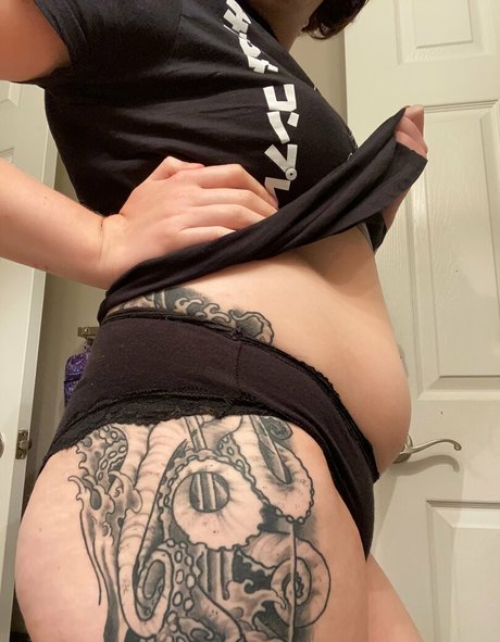 bigbellybenni top star photo