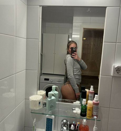 Dicte Degn modèle artistique photos