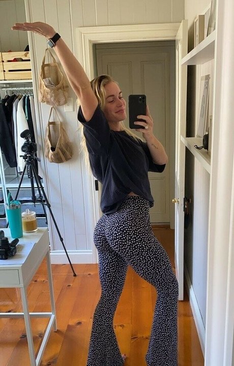 Morgan Moroney étoile xxx collection