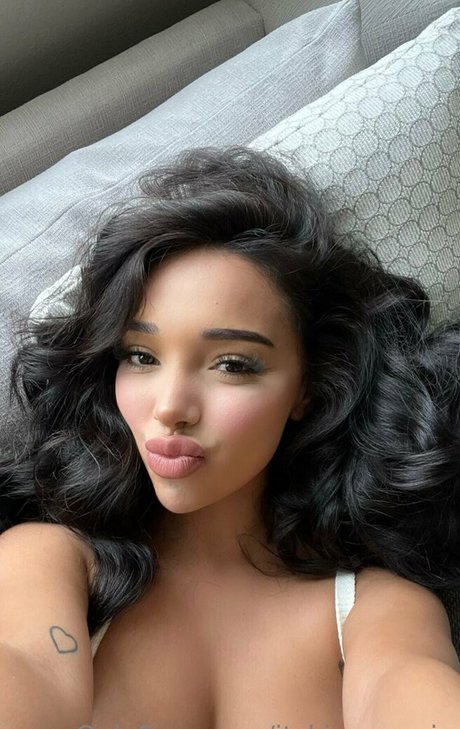 Kiara Marie actrice chaude galerie