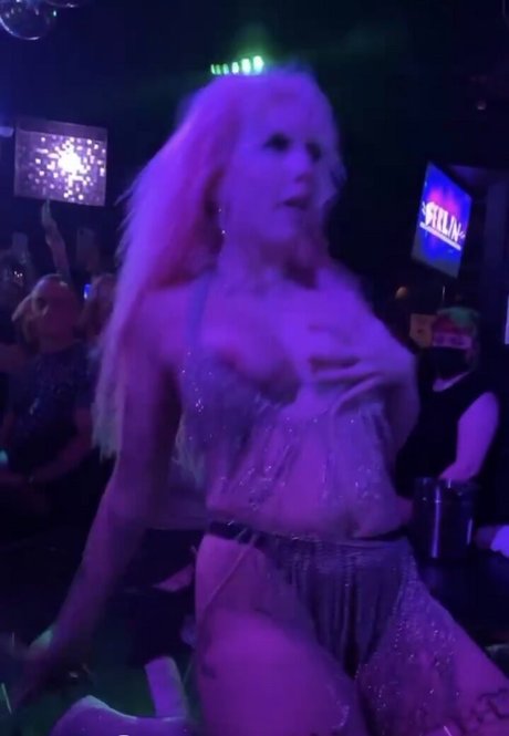 Chrissy Chlapecka xxx star du porno img