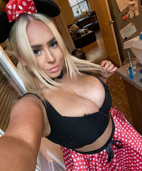 18 fans gratuits uniquement meilleure qualité des photos