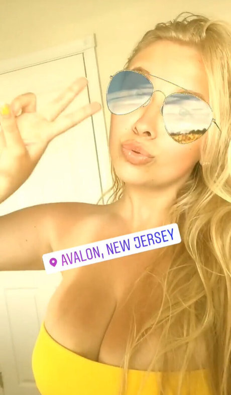 Rhiannon C haut étoile des photos