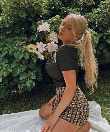 filles emo onlyfans chaud gratuit images