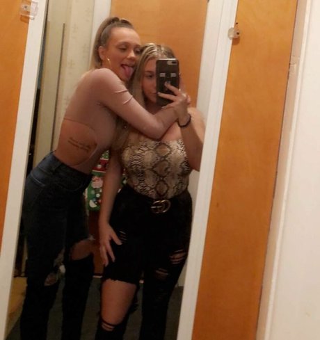 cuisses épaisses onlyfans gratuit exclusif galerie