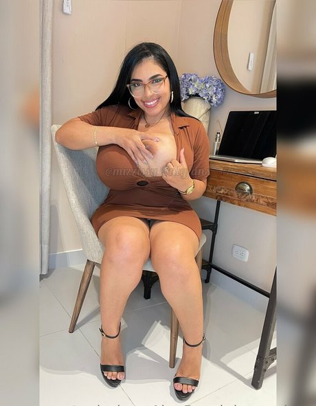mizzissy star pornographique img