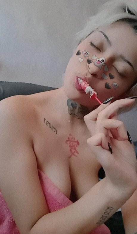 ajenj0 jolie star du porno photo