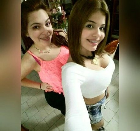 Maria Paola modèle de haute qualité des photos