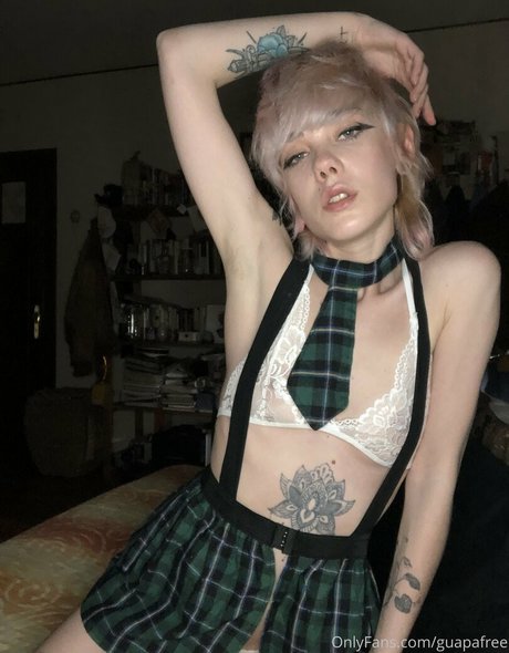 guapafree modèle de haute qualité images