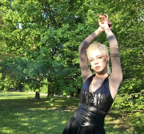 filles célèbres onlyfans xxx haute qualité img