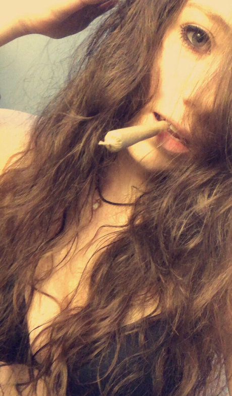 brunette onlyfans beau porno des photos