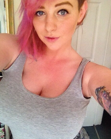 Gina May Mielke actrice chaude des photos