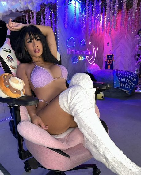 LittleAznChat nus de stars du porno archive