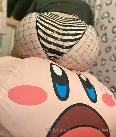 filles célèbres onlyfans assez nue photos