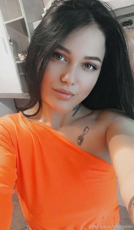 selenaadoll1 star exclusive photos