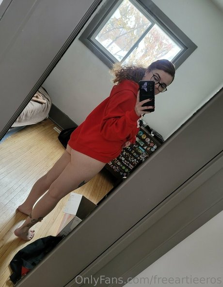 freeartieeros actrice nue collection