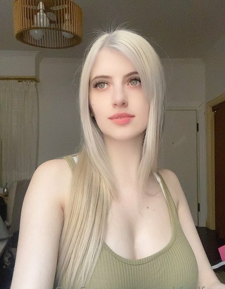 agosashfordfree beau modèle galerie