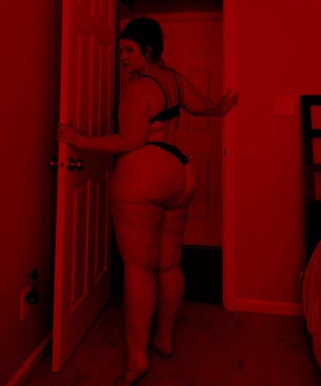 Crystal McBootay modèle gratuit archive