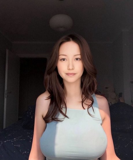 Yoko Matsuda modèle hd img