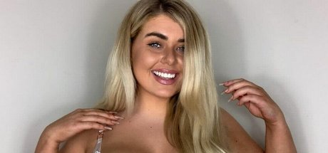 Izzy Nicholls star du porno nue photo