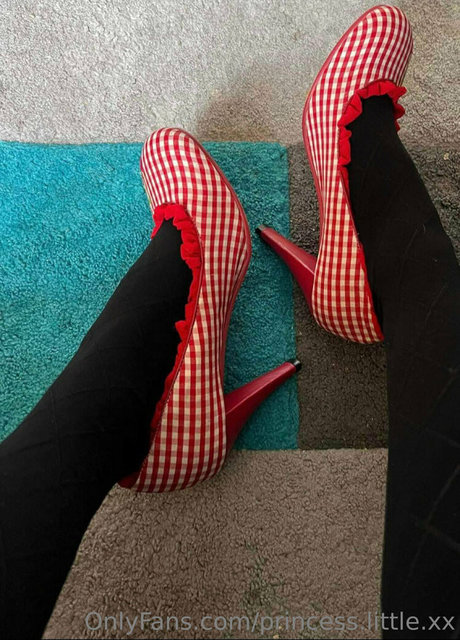 princess little xx art modèle photos