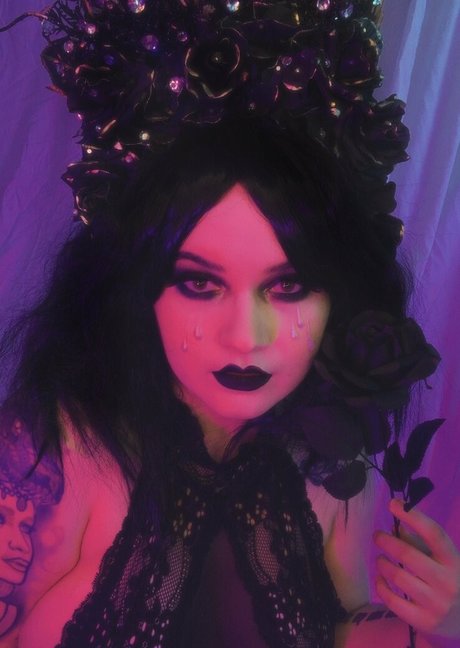 pom-pom girl asiatique onlyfans joli art des photos