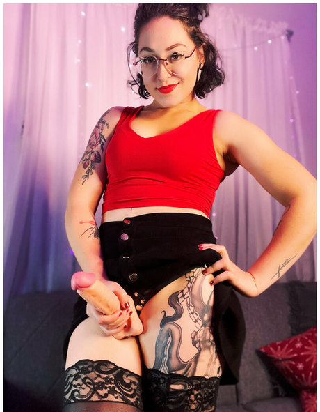 freesaradoesscience actrice exclusive images