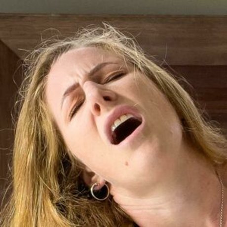 Chloe B joli modèle galeries