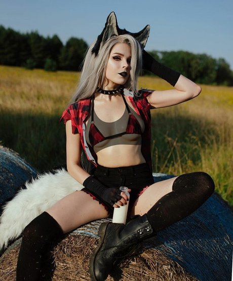 Yugoroforge actrice de nus des photos