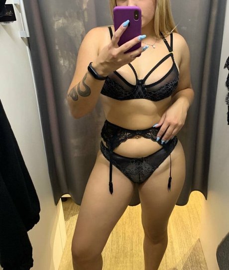 mari lovee free étoile érotique photo