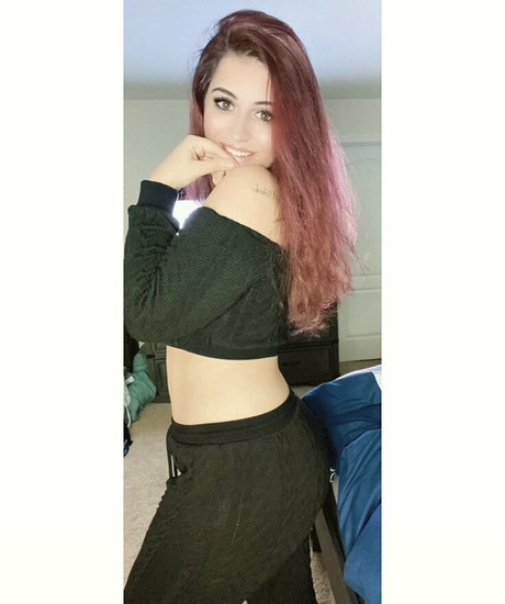 neighborgirlxo modèles nus photo