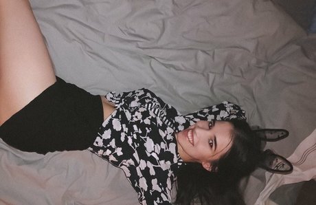 petite ébène onlyfans hd parfaite collection