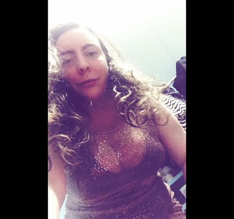 Kara Greene_ star du porno érotique img