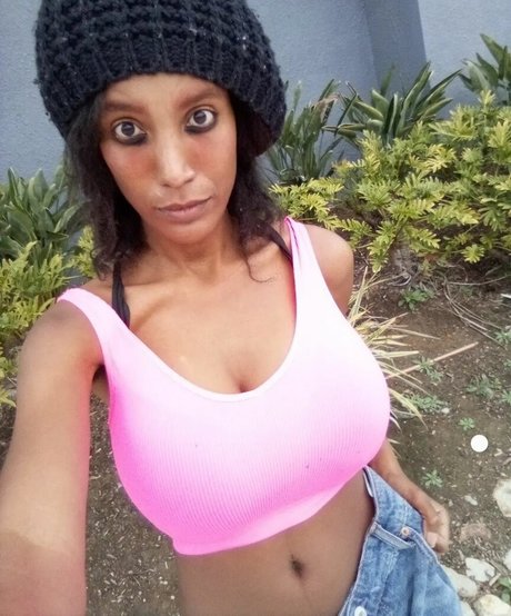 Amber Higgins Cecil modèle joli photo