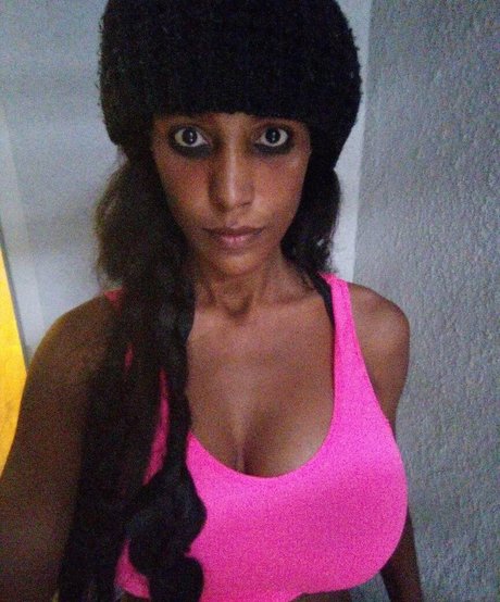 Amber Higgins Cecil modèle de haute qualité image