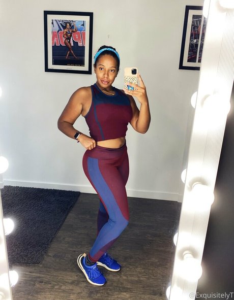 asmr xxx uniquementfans haute qualité parfait image