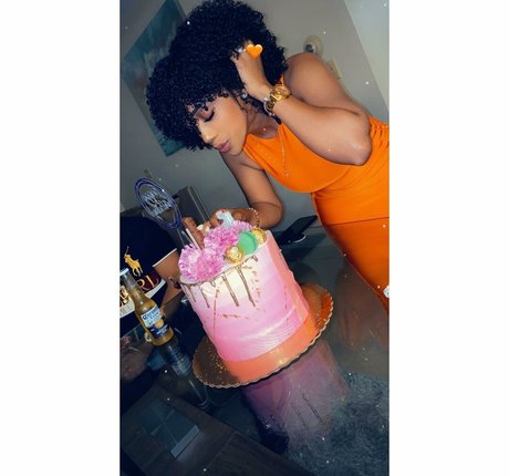 Sophie Likosky jolie star du porno images